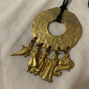 disney aladdin necklace